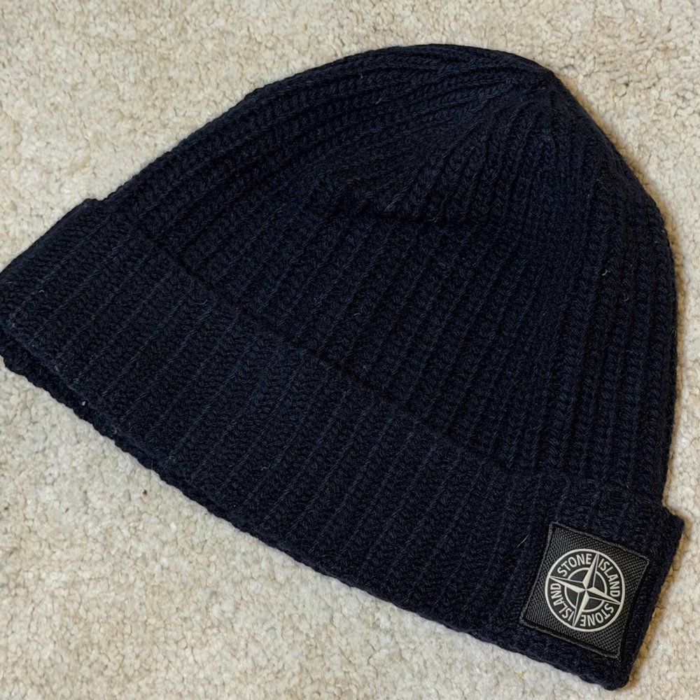Stone Island Black Wool Beanie